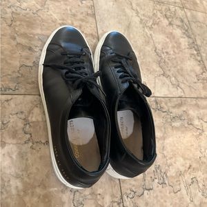 Common project 41 low top tuxedo black and white sneaker size 9